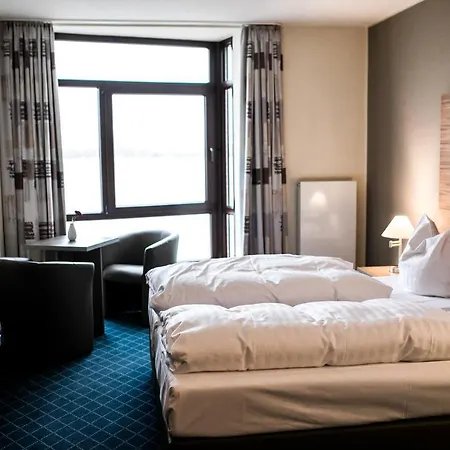 מלון Wiechmanns Weserhotel 3*