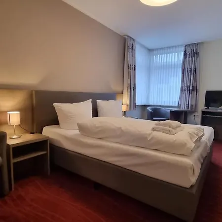 Wiechmanns Weserhotel 3*
