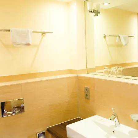 Wiechmanns Weserhotel فندق براكة