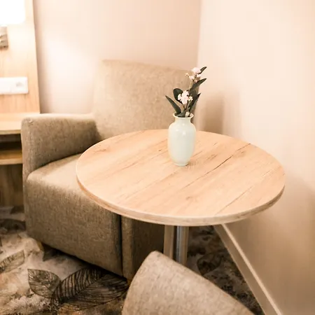 Wiechmanns Weserhotel 호텔