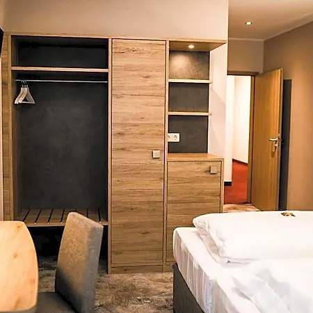 Wiechmanns Weserhotel Hotel 3*
