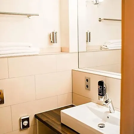 Wiechmanns Weserhotel 3*
